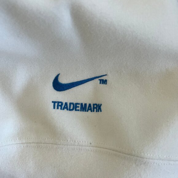 Nike Swoosh Tech Fleece Pullover Hoodie in White - Picture 14 of 16